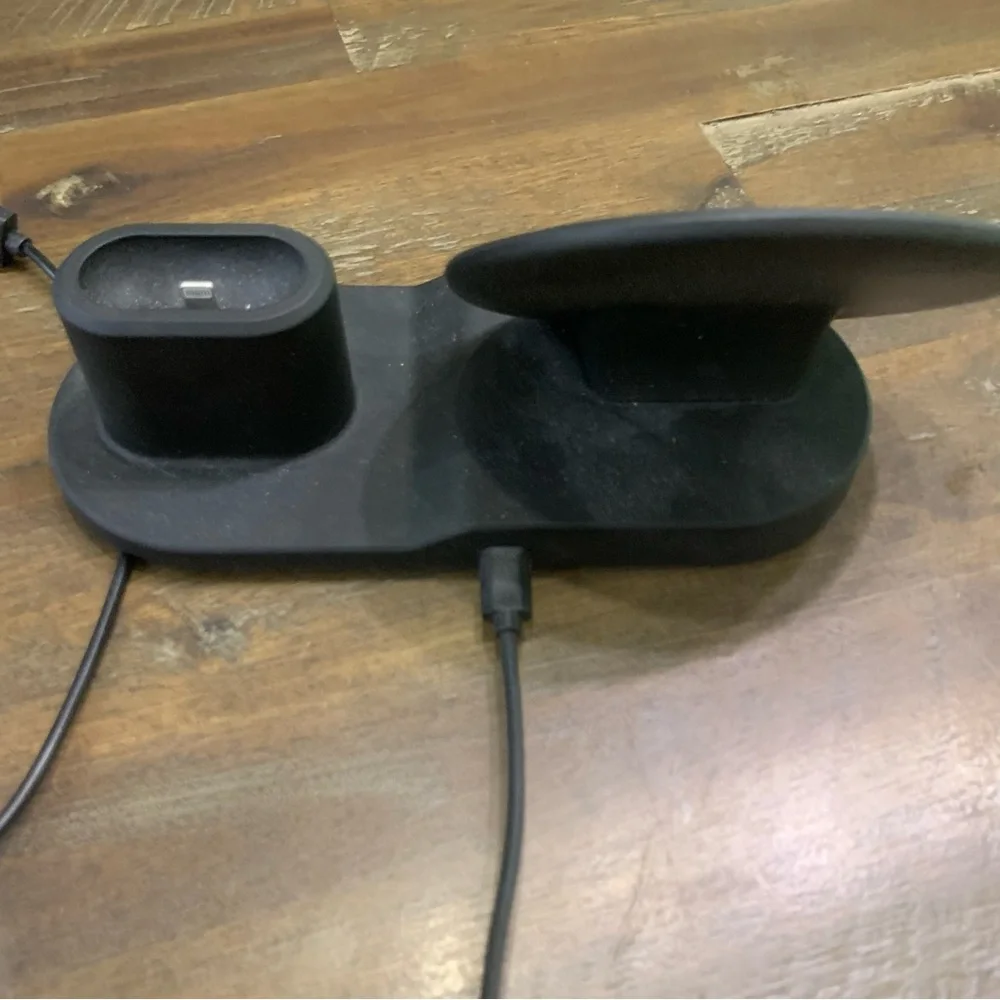 Fast Charge 3 in one charging dock for iPhone, watch and AirPods